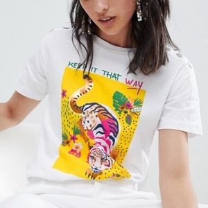 Stradivarius Tiger Graphic Tee